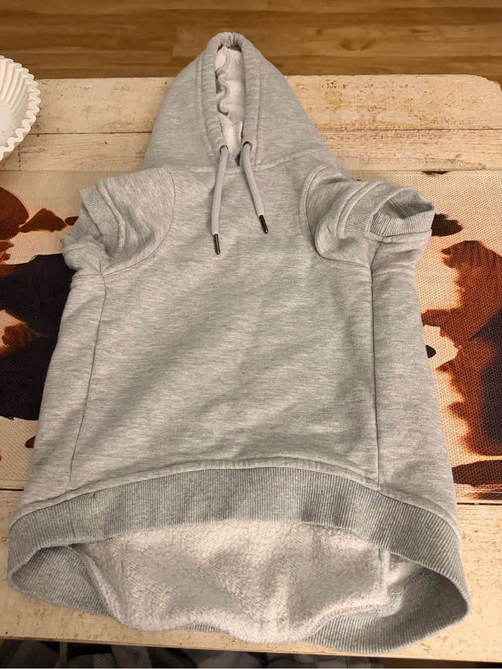 NWOT Pet Champion Light Gray Hoodie with Navy & Red Logo size Large - Picture 3 of 3